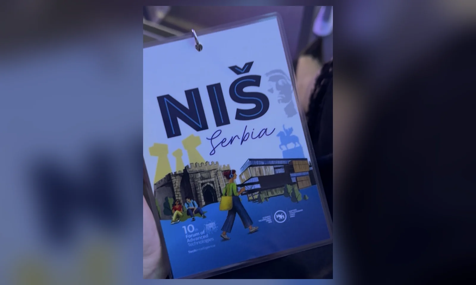 Akreditacija za 10. Forum naprednih tehnologija u Naučno-tehnološkom parku Niš, sa natpisom Niš Serbia i ilustracijom grada.
